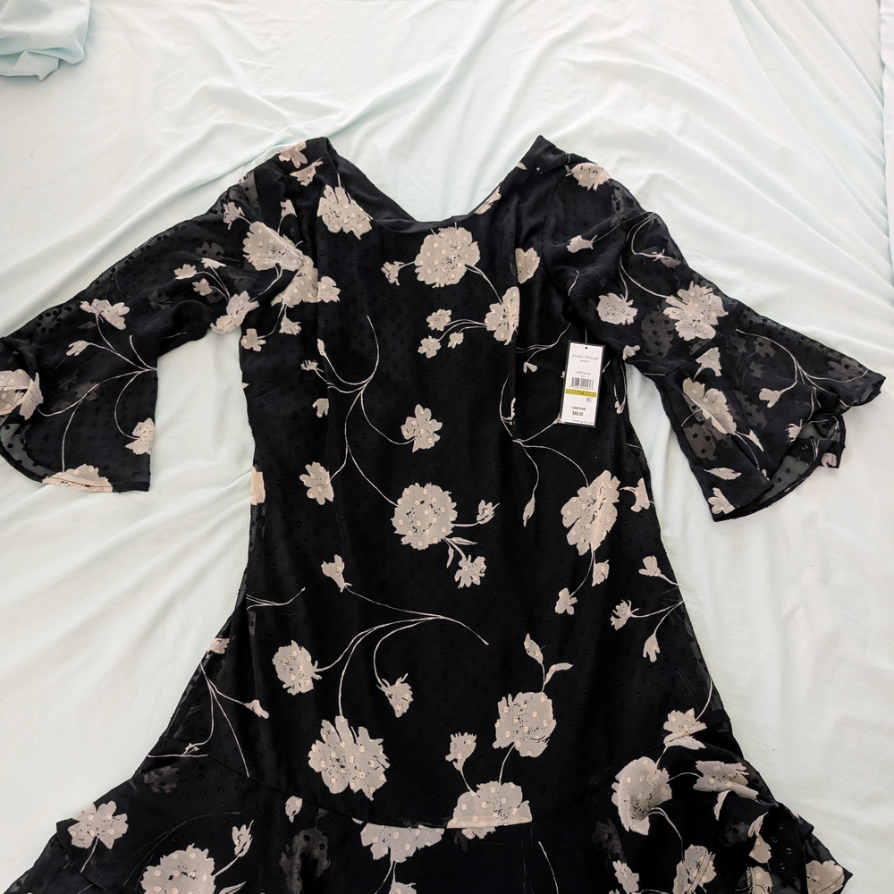 Jessica Howard Black Floral Ruffle-Sleeve Midi Dress
